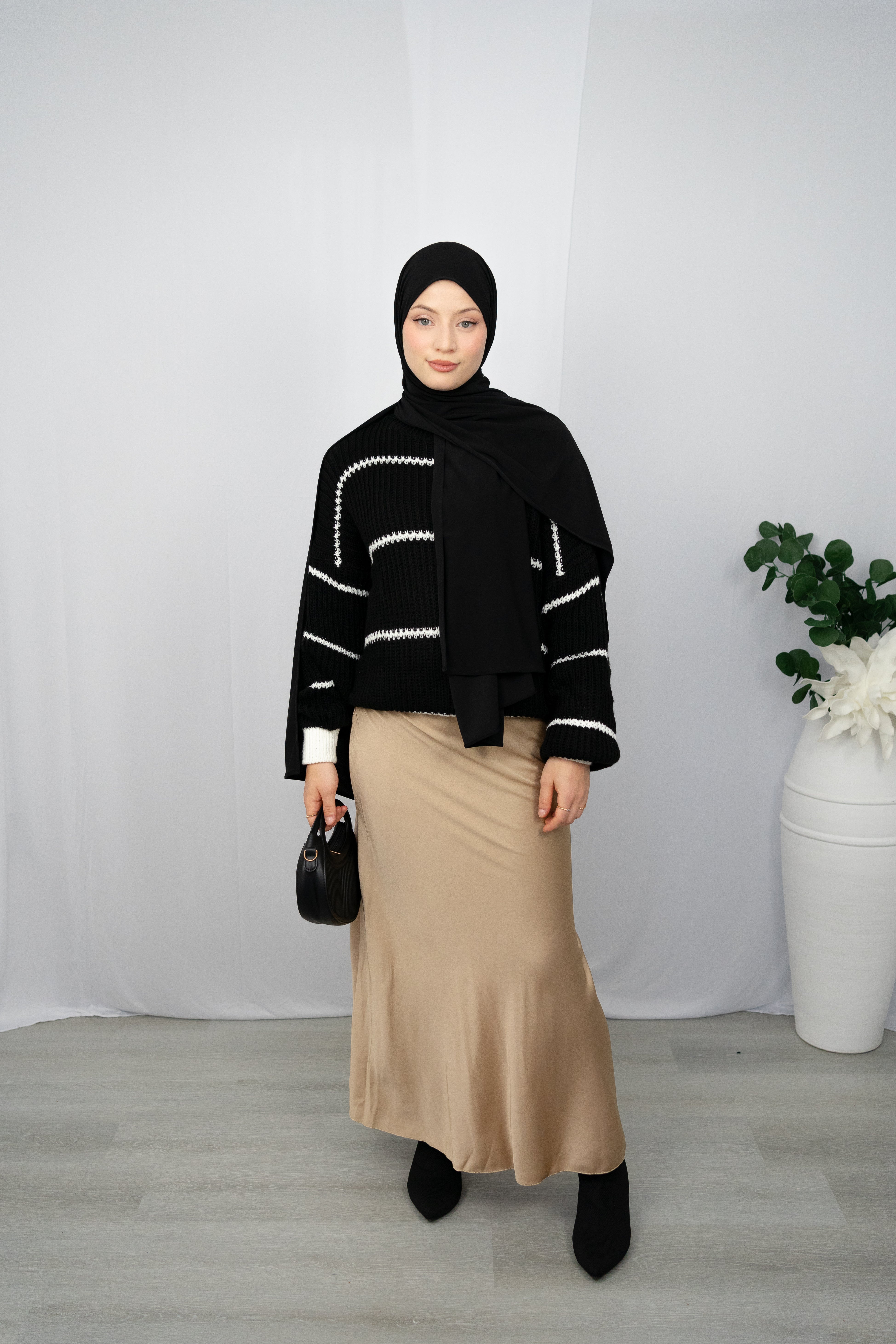 SATIN ROCK IN CHAMPAGNER