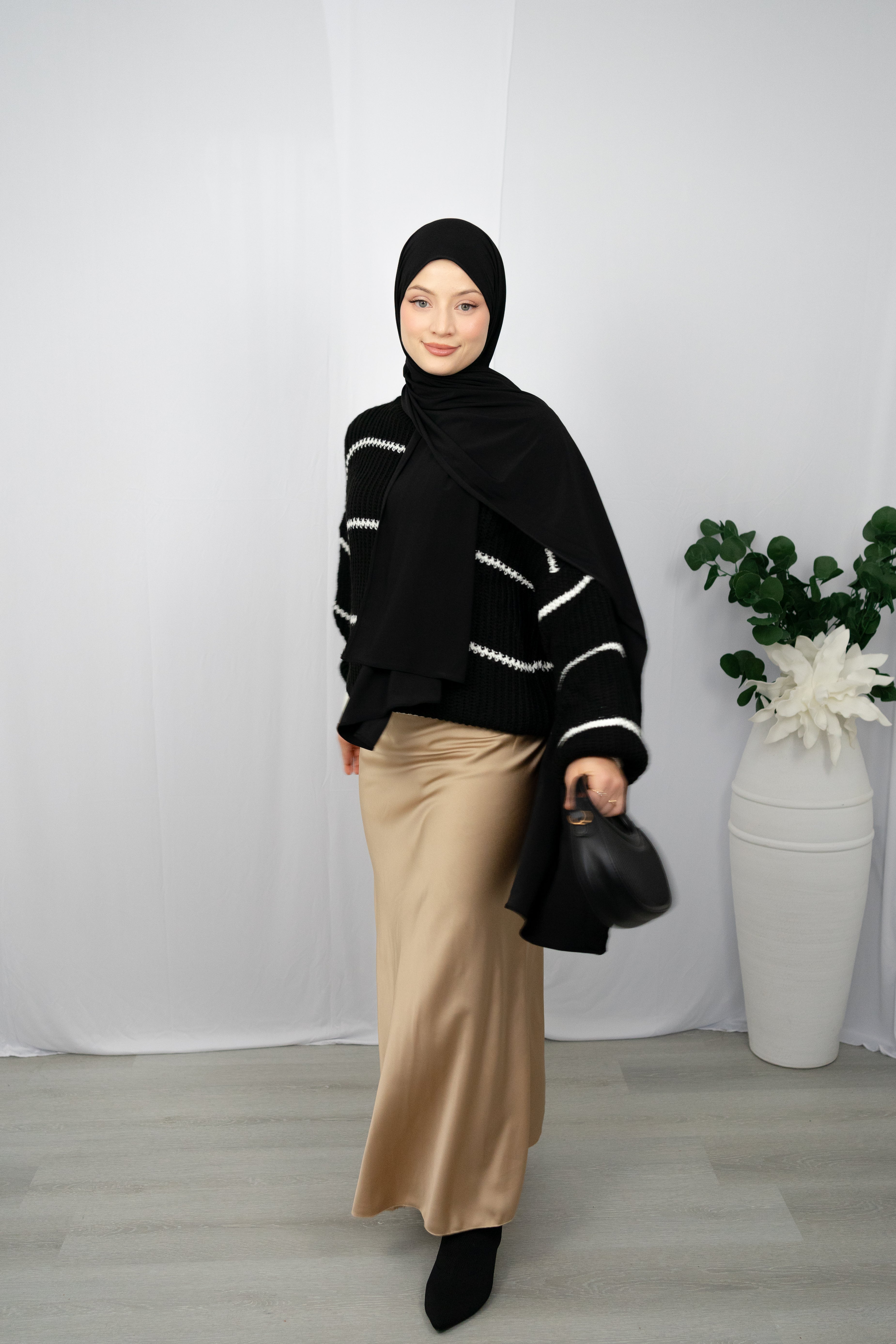 SATIN ROCK IN CHAMPAGNER