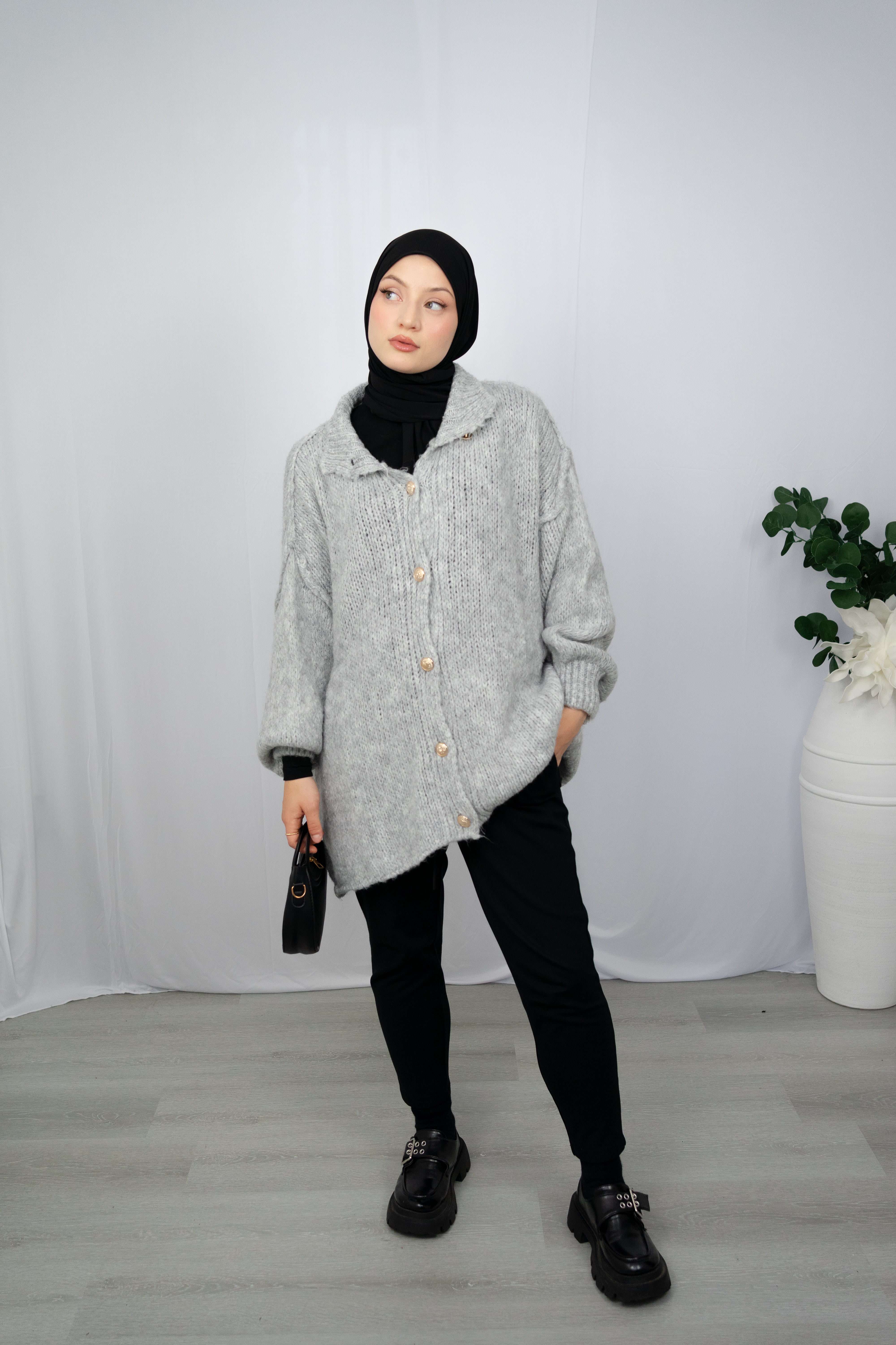 DIELLA CARDIGAN IN GRAU