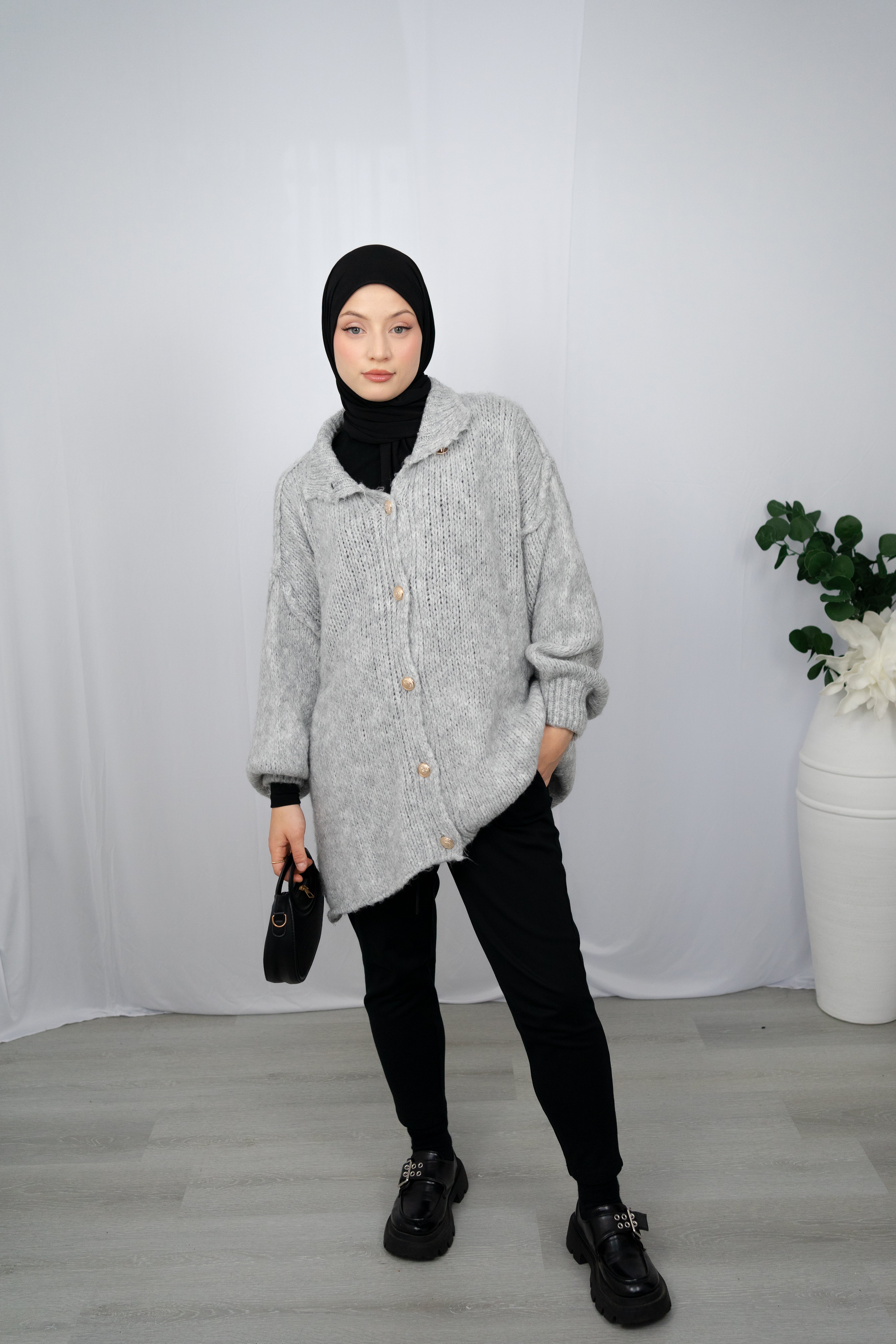 DIELLA CARDIGAN IN GRAU