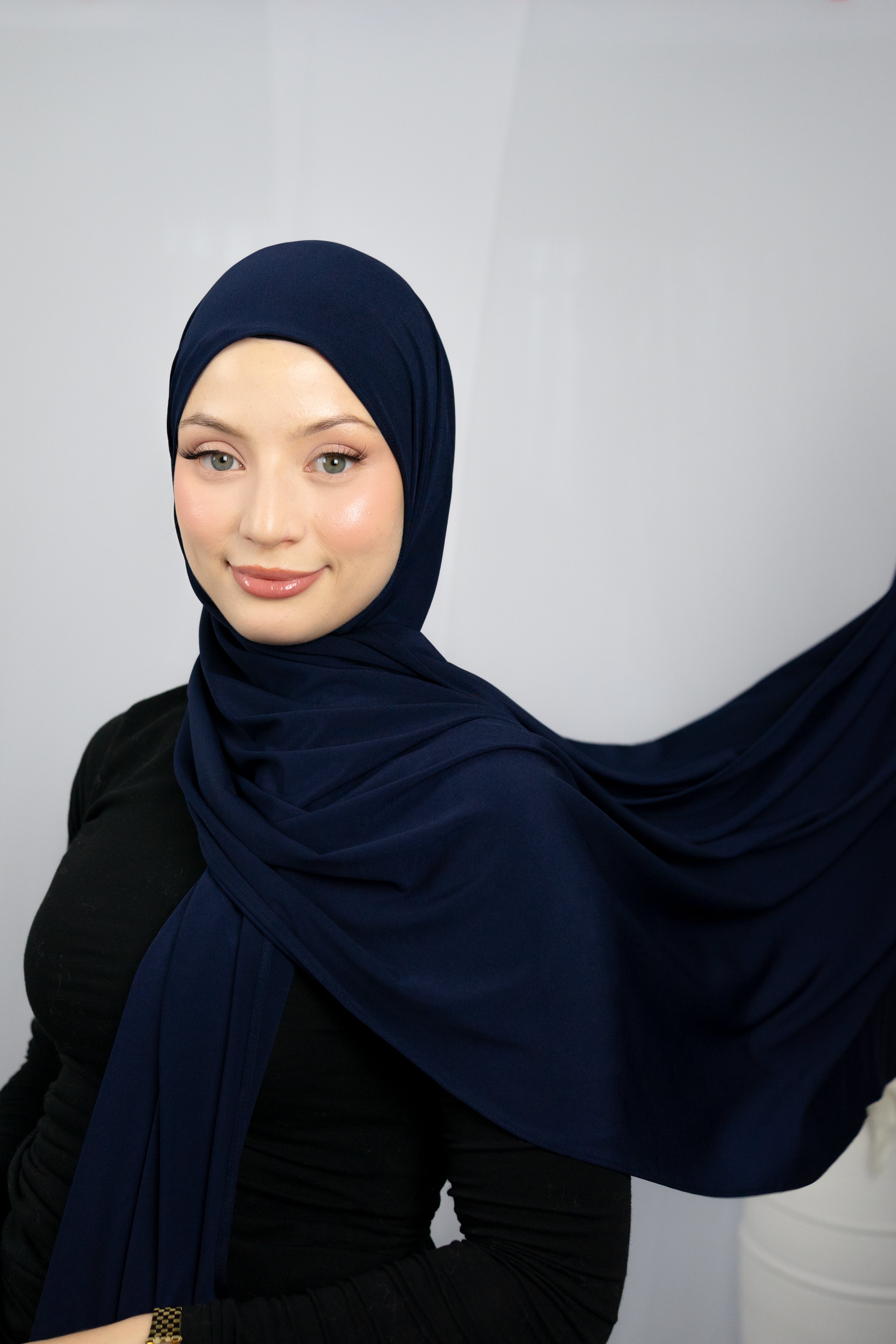 JERSEY-HIJAB IN MARINEBLAU