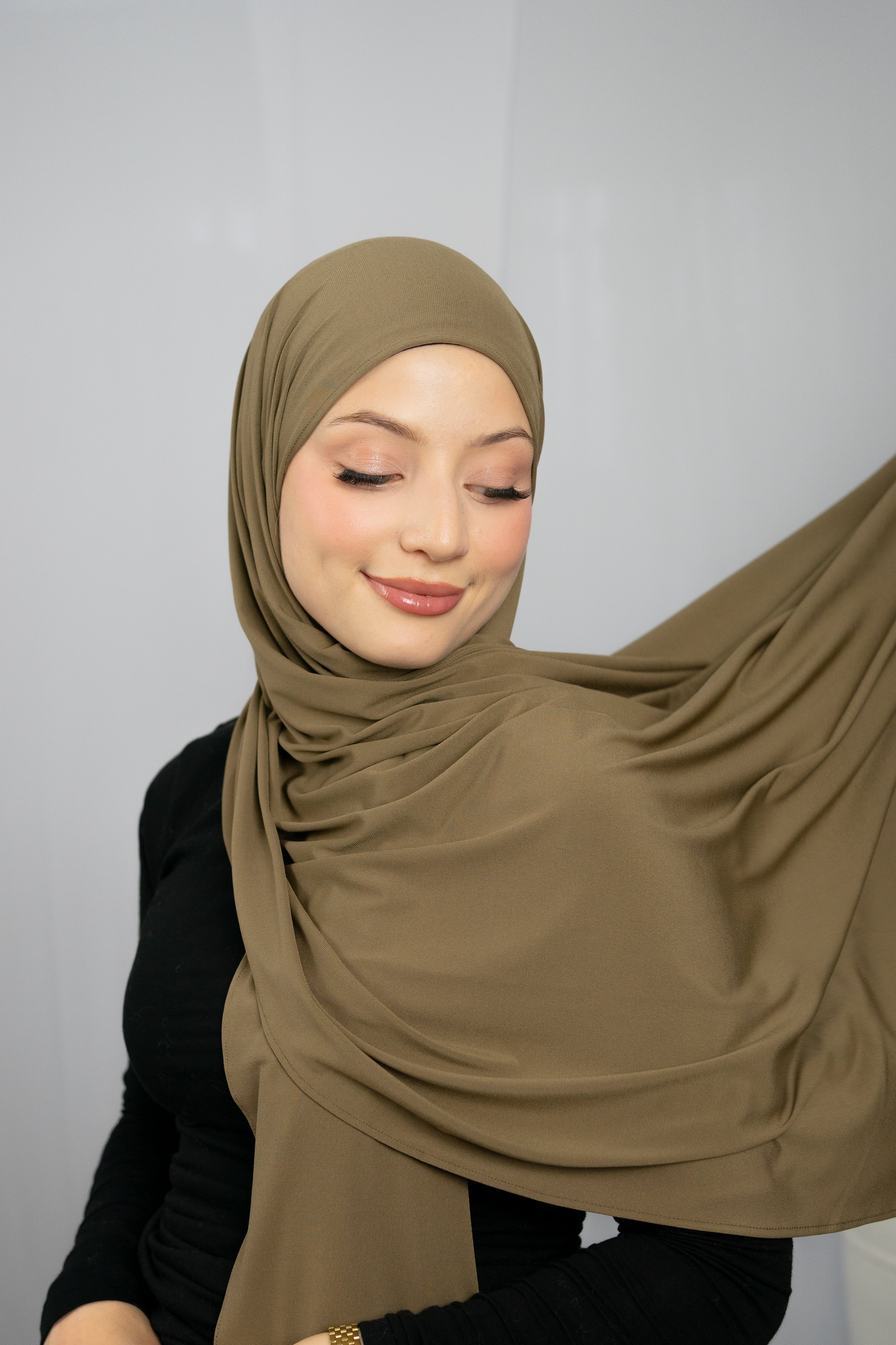 JERSEY-HIJAB IN SOFT MOCHA