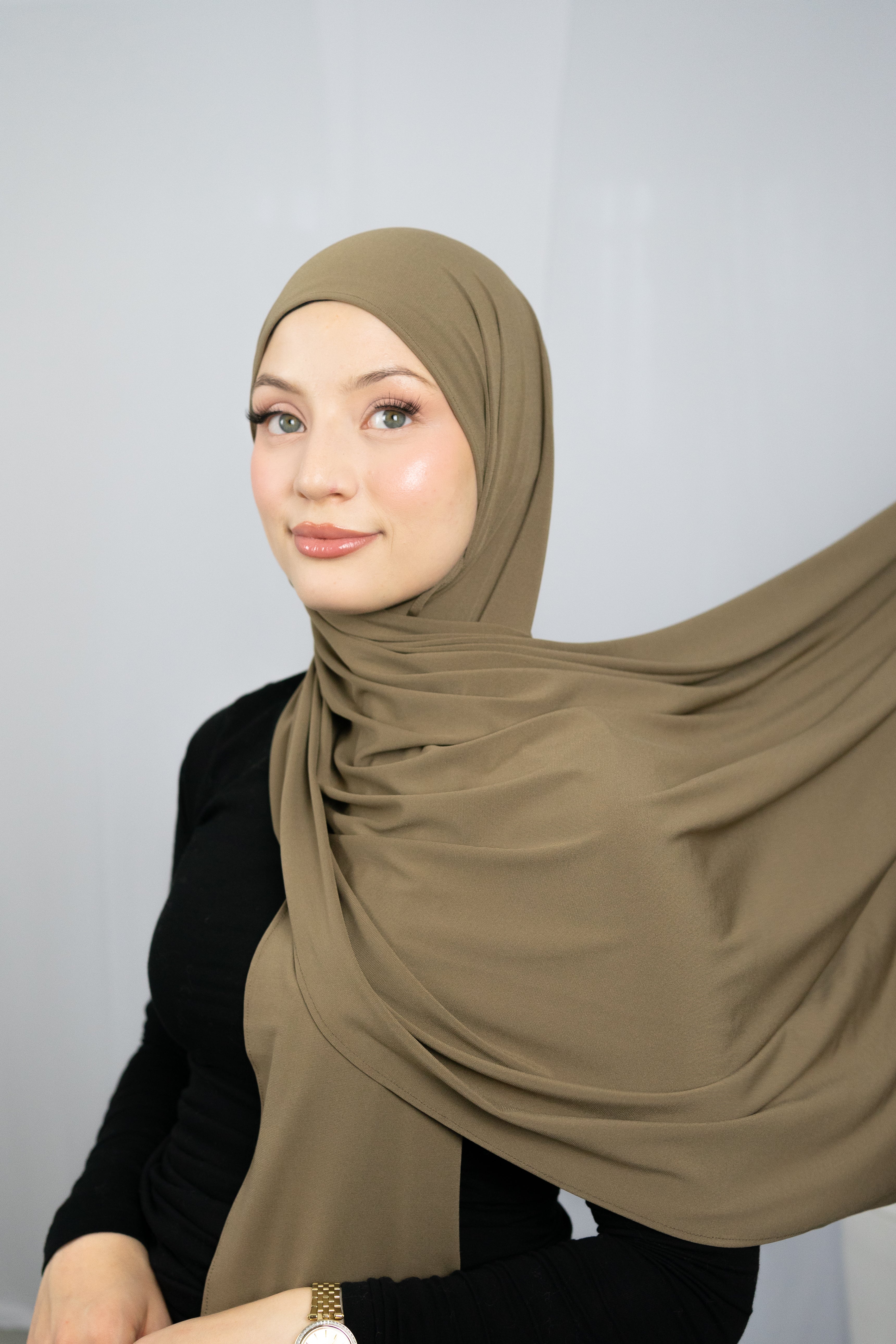 JERSEY-HIJAB IN SOFT MOCHA
