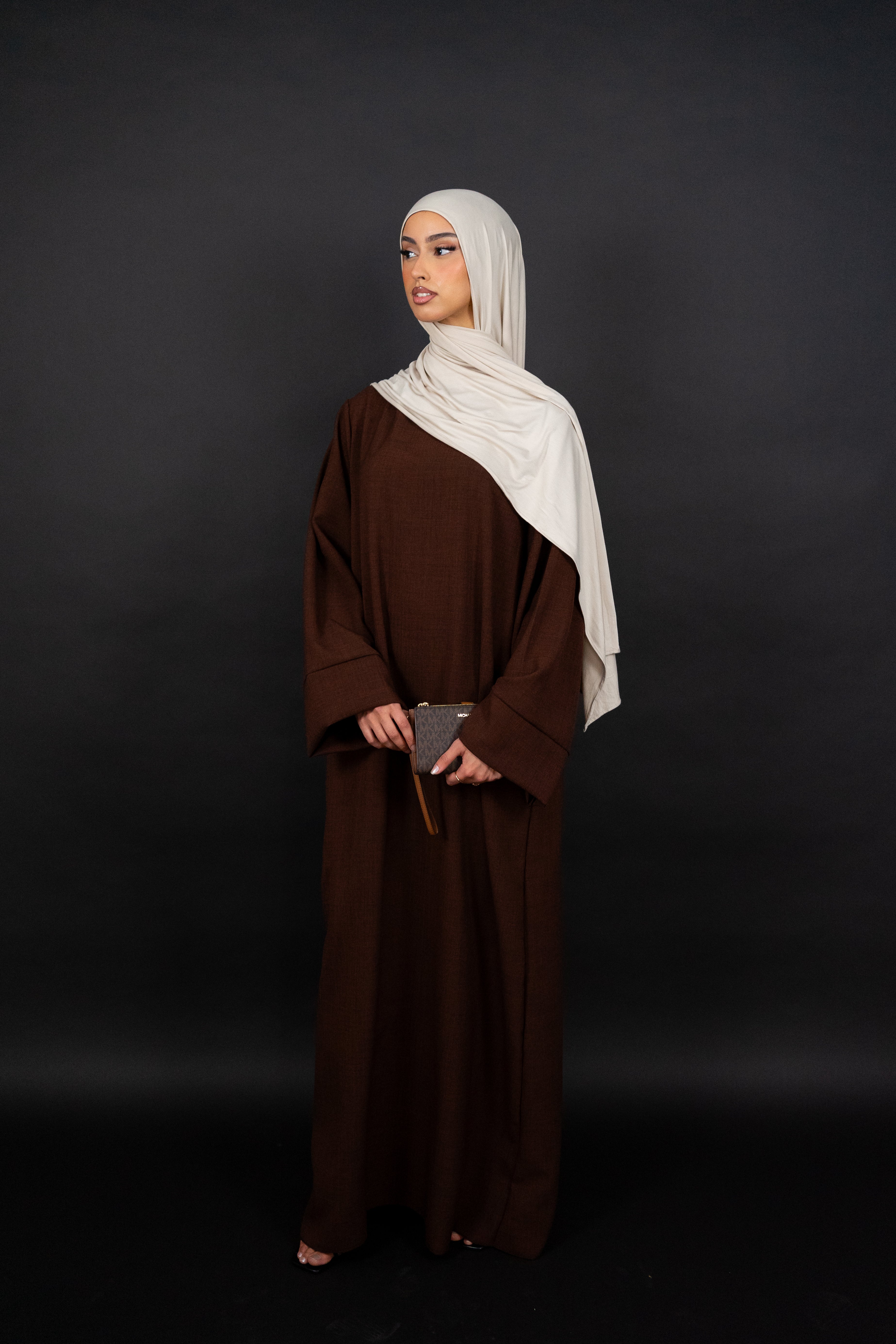 Bequeme braune Abaya in Leinenoptik