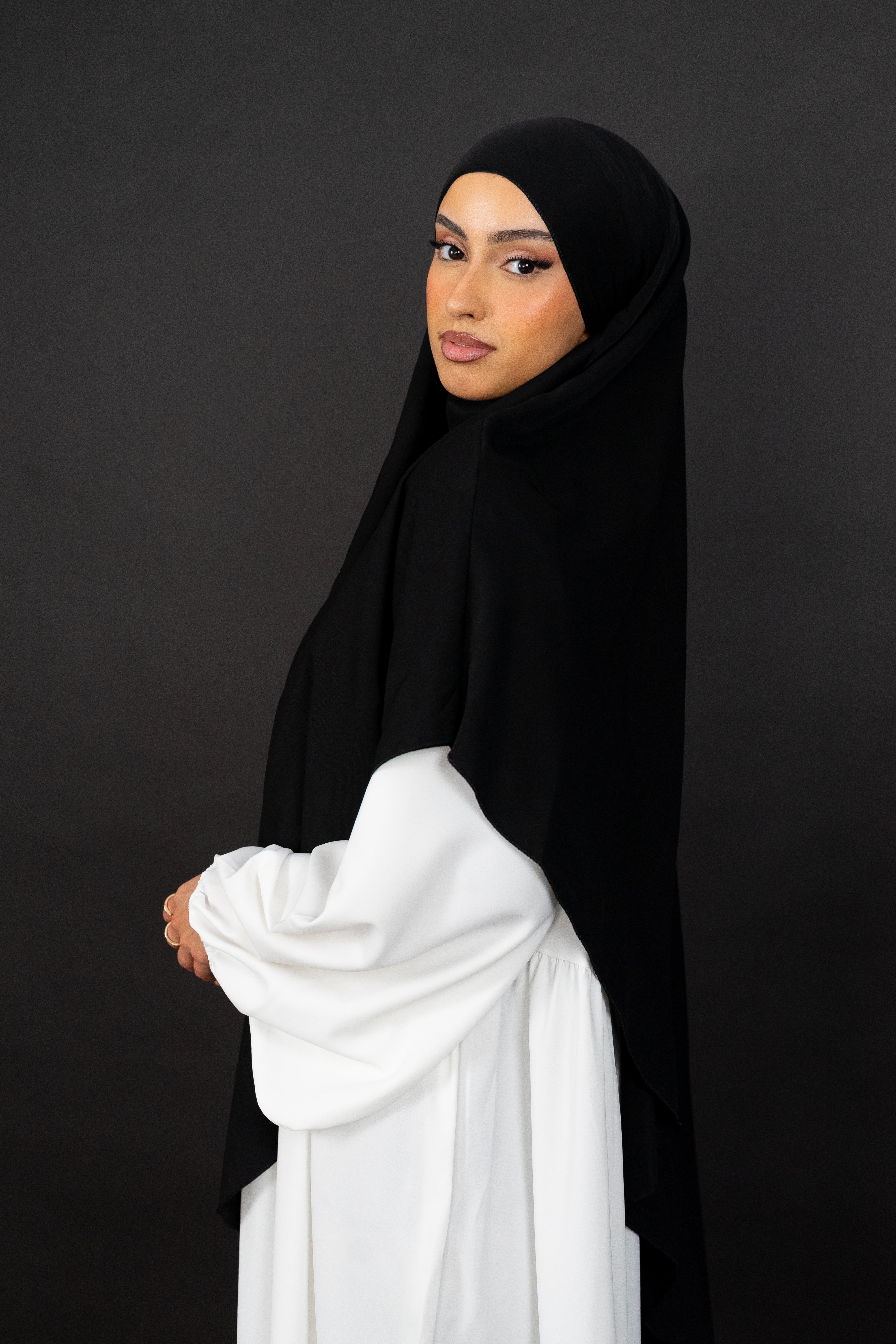 Eleganter Khimar in der Farbe Schwarz