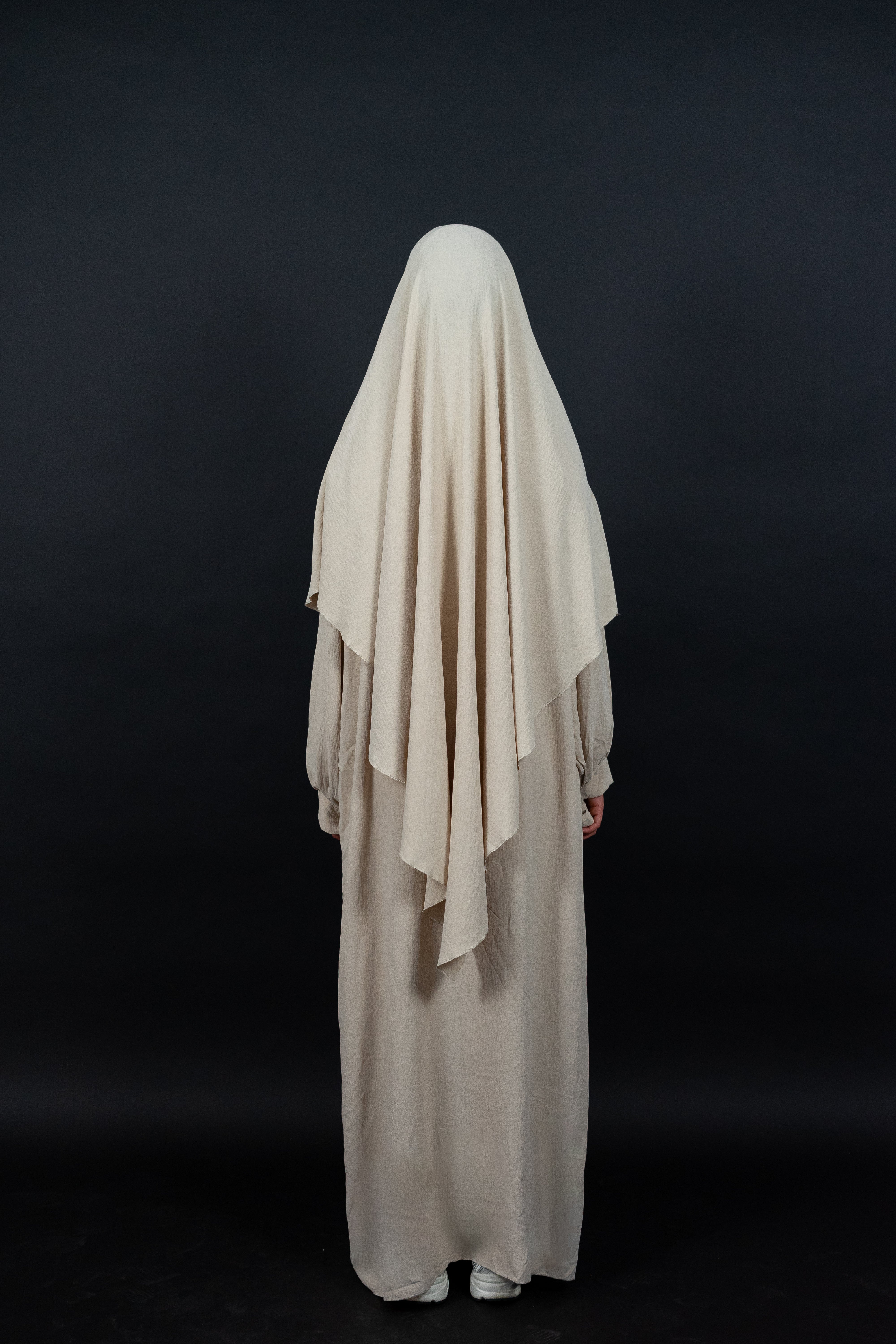 Abaya Set mit Schleifendetails in Beige