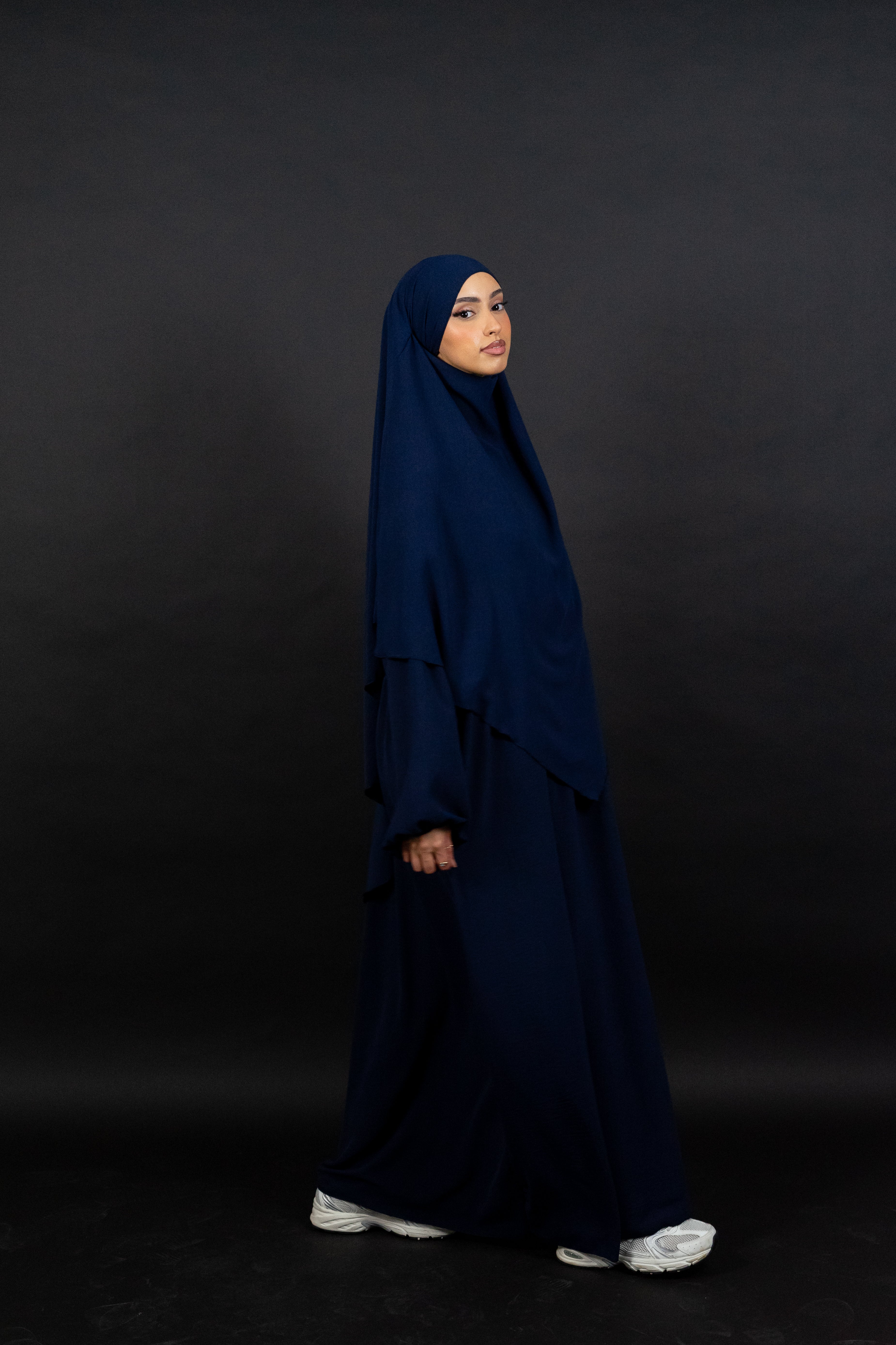 Nadira Abaya Set in Marineblau
