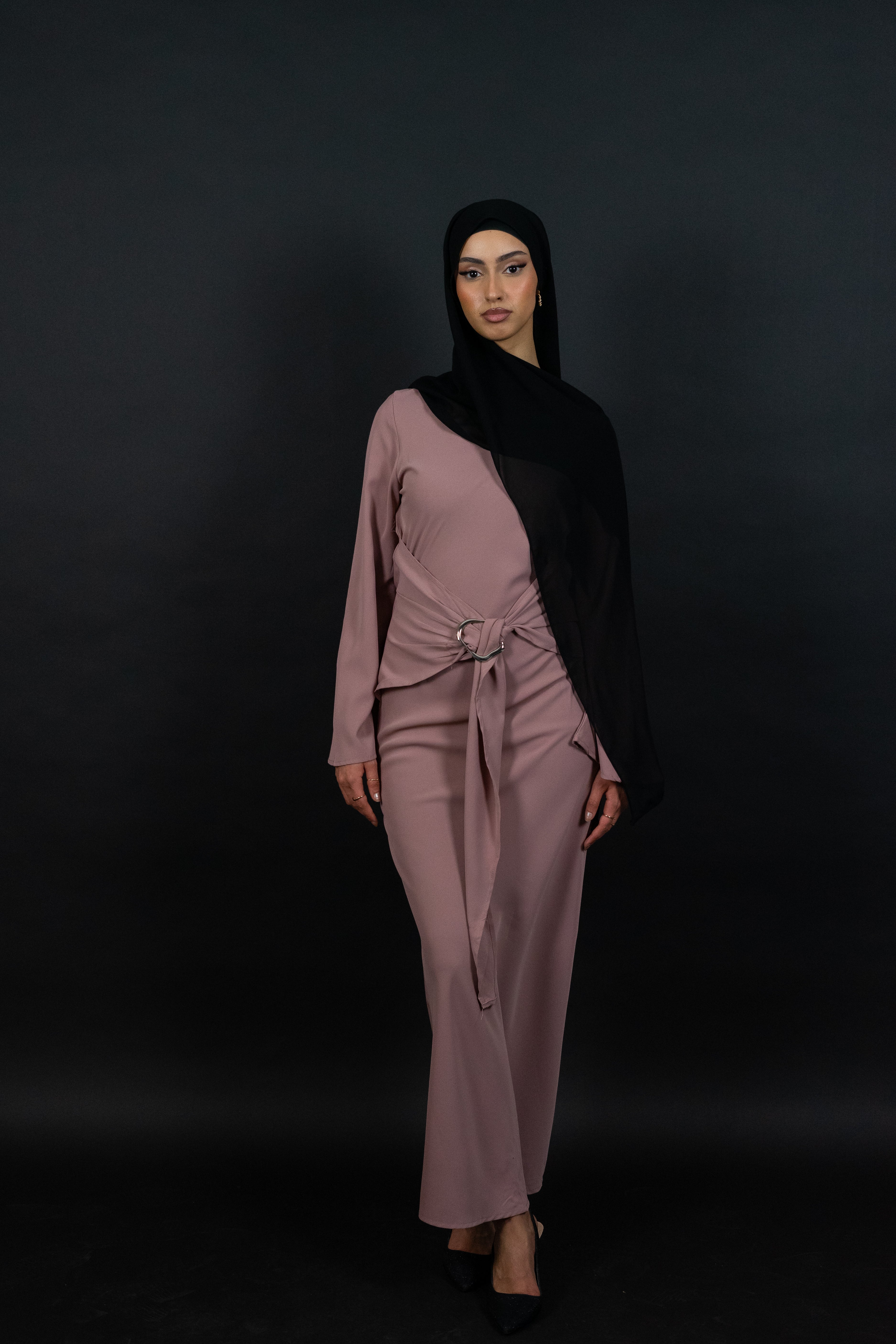 Blush Kleid mit Gürtel Detail