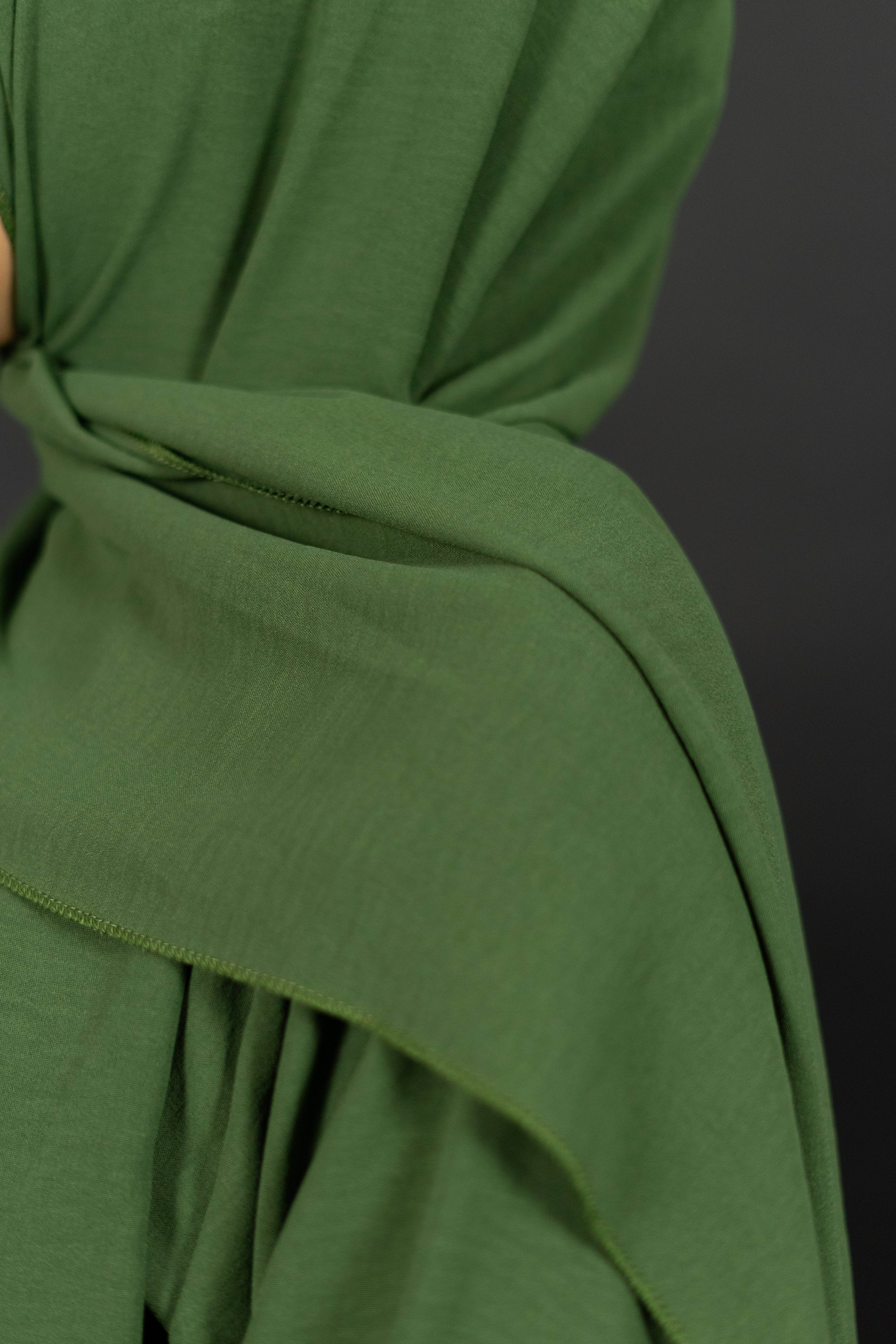 Khaki Abaya mit integriertem Hijab