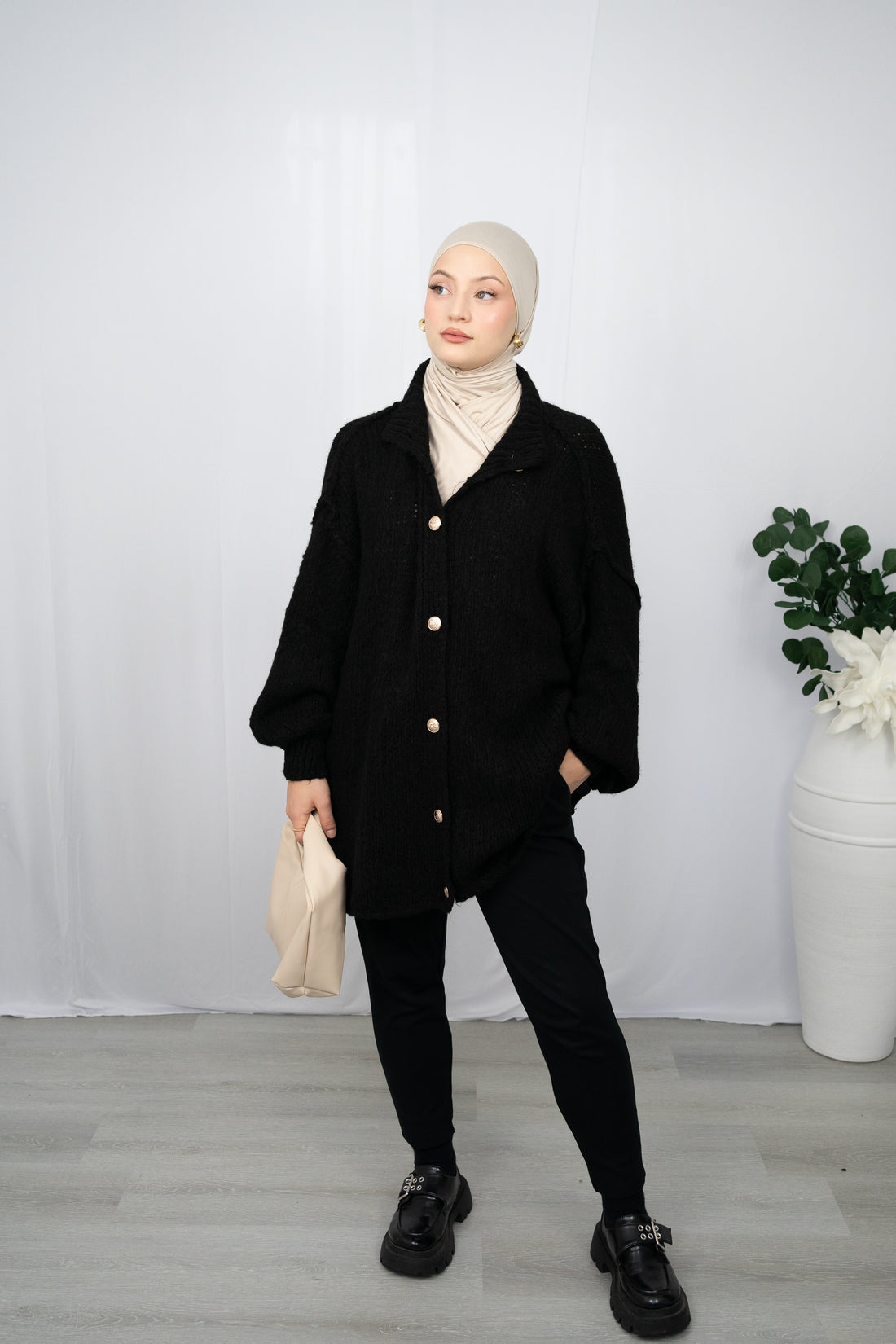 DIELLA CARDIGAN IN SCHWARZ
